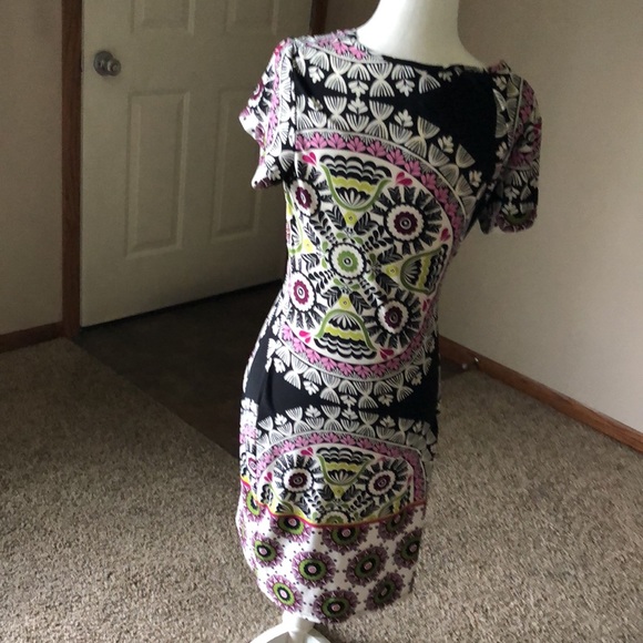 Avirate’ 70’s Look Retro Dress XS Form Fitting 😎 - Picture 2 of 4